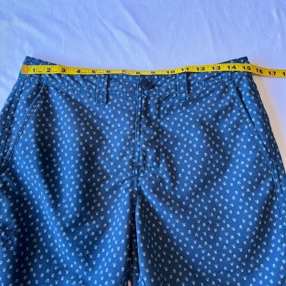 Patagonia lightweight quick dry board shorts - Picture 5 of 9